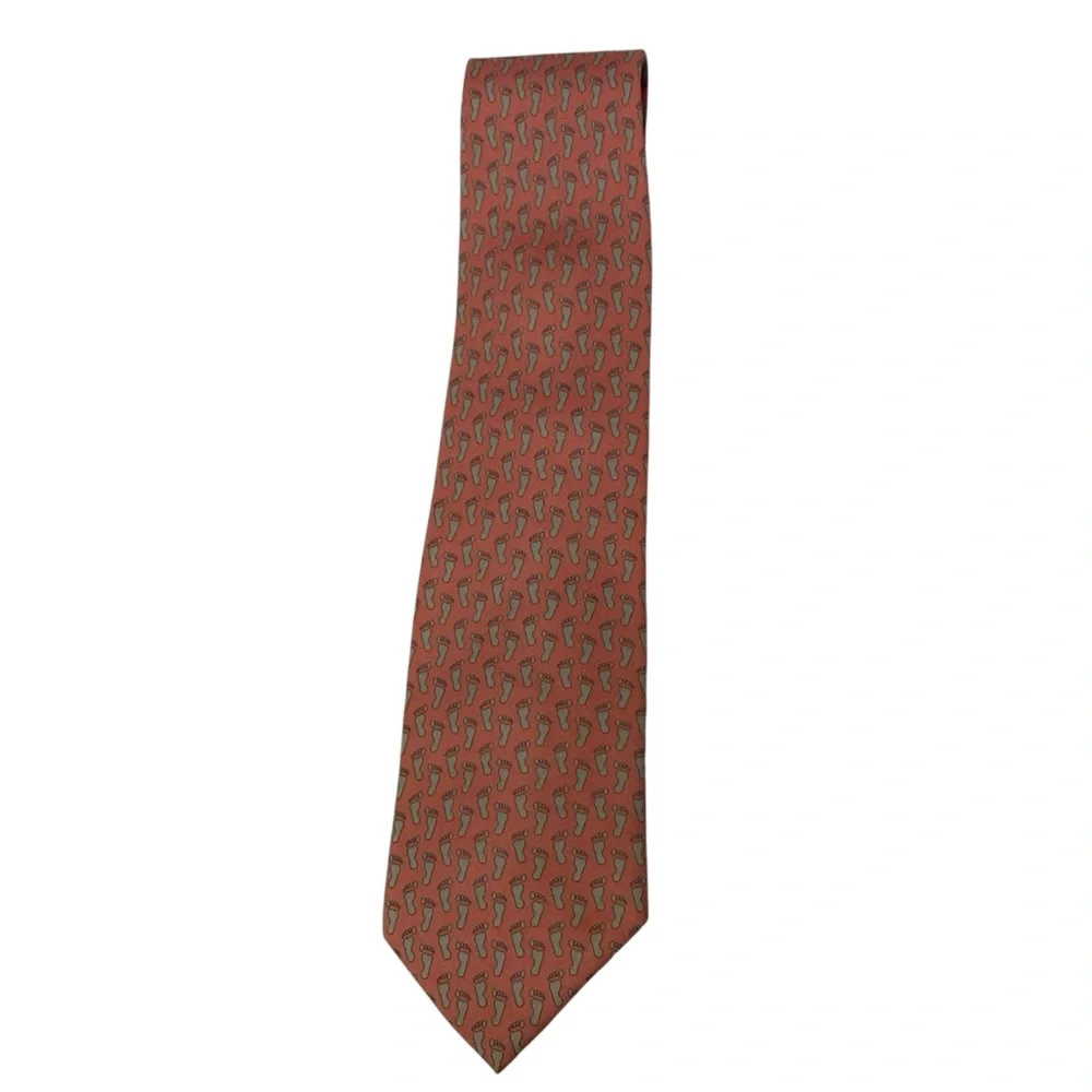 VINEYARD VINES MENS TIE PINK BLUE BARE FOOT PRINT SILK ACCESSORY USA HANDMADE
